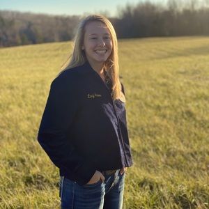 Meet your Posher, Lacy